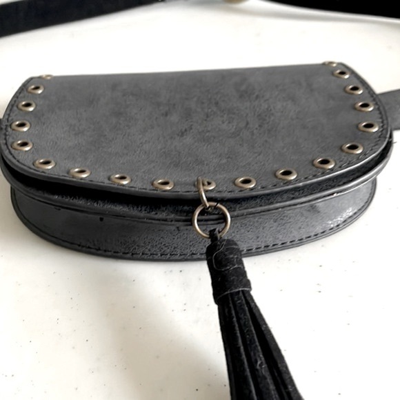 Belt Bag - Picture 4 of 7